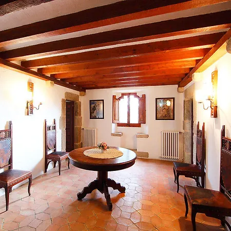 Otel Can Merla Five Bedroom 3*